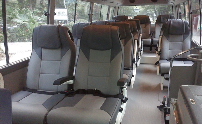 13 Seater Toyota Coaster